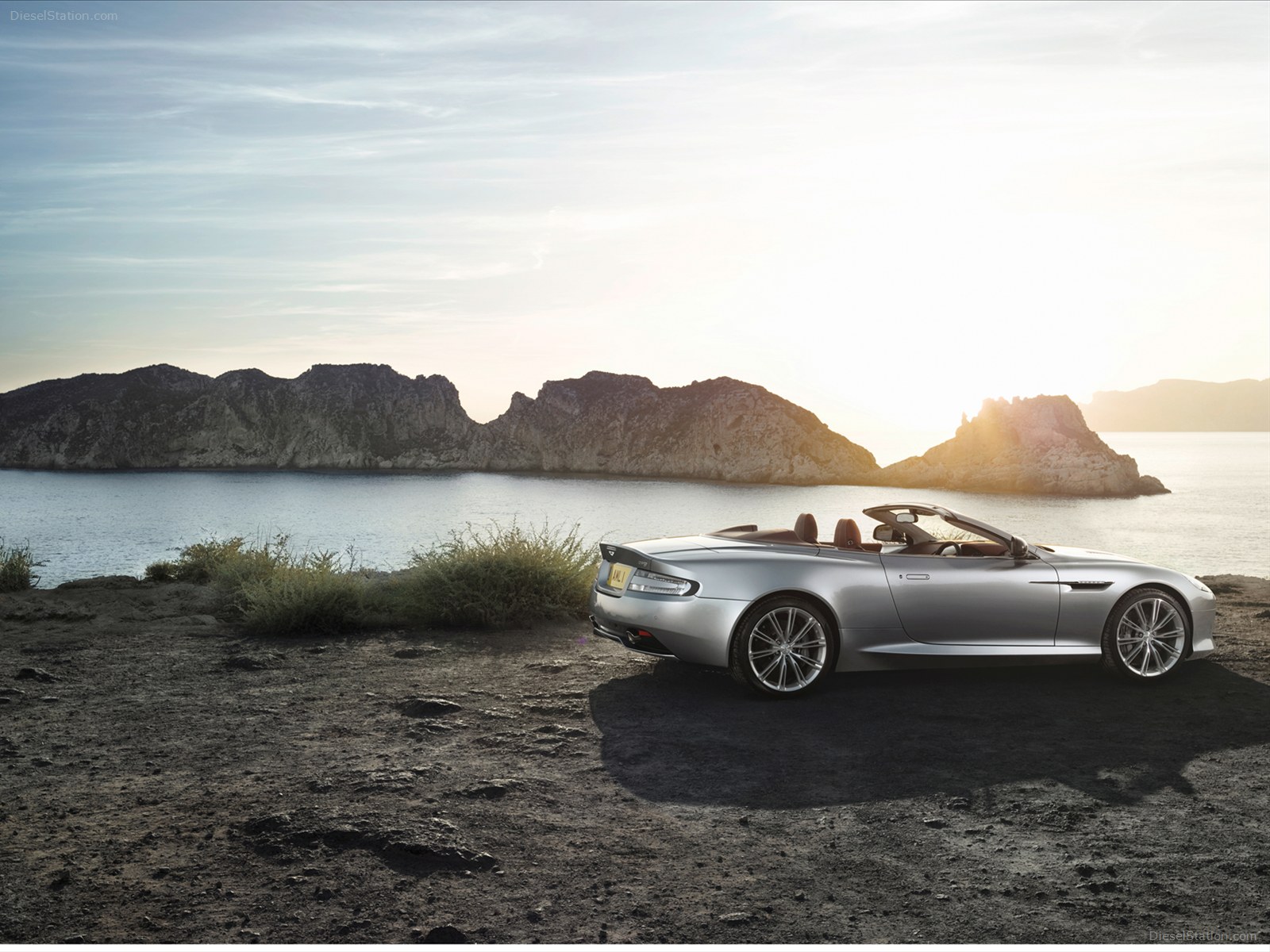 Aston Martin DB9 2013